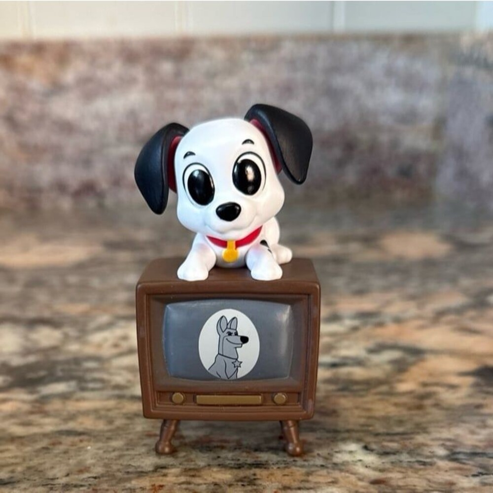 Funko Mystery Mini Vinyl Figure - Disney's 101 Dalmatians - LUCKY (2 inch) 1/12